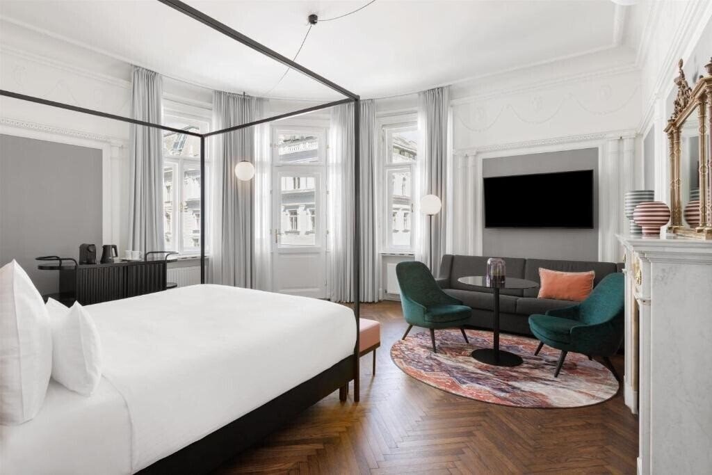 Фотографія Astoria Vienna, Curio Collection by Hilton 4*