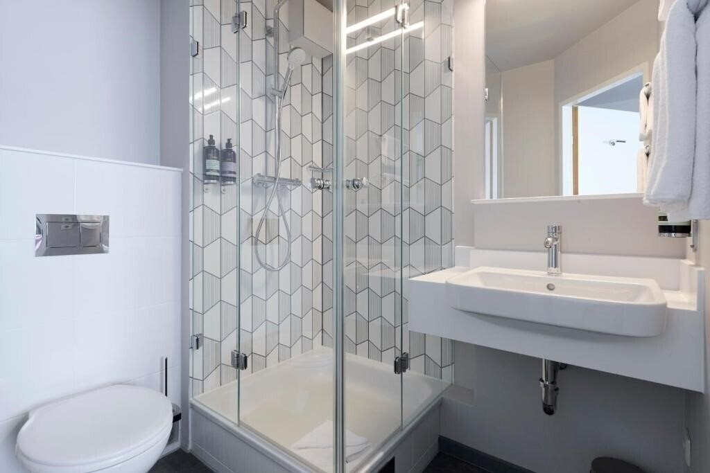 Фотографія Premier Inn Wien City Hauptbahnhof 4*