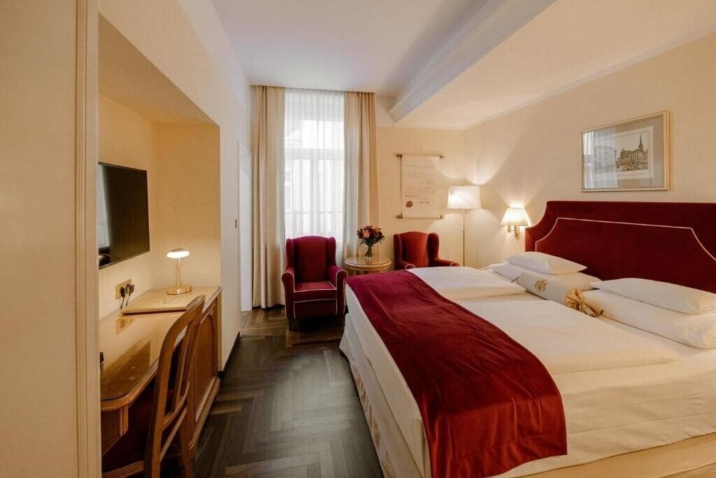 Готель Erzherzog Rainer 4*