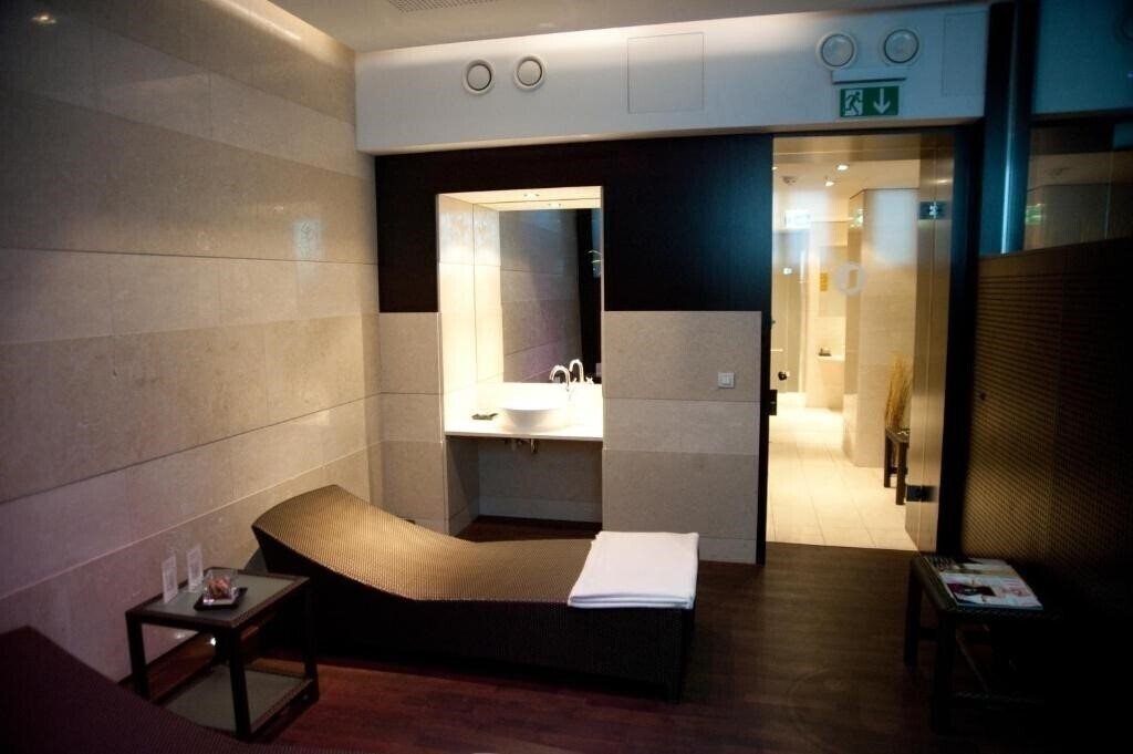 Фото The Levante Parliament 4*