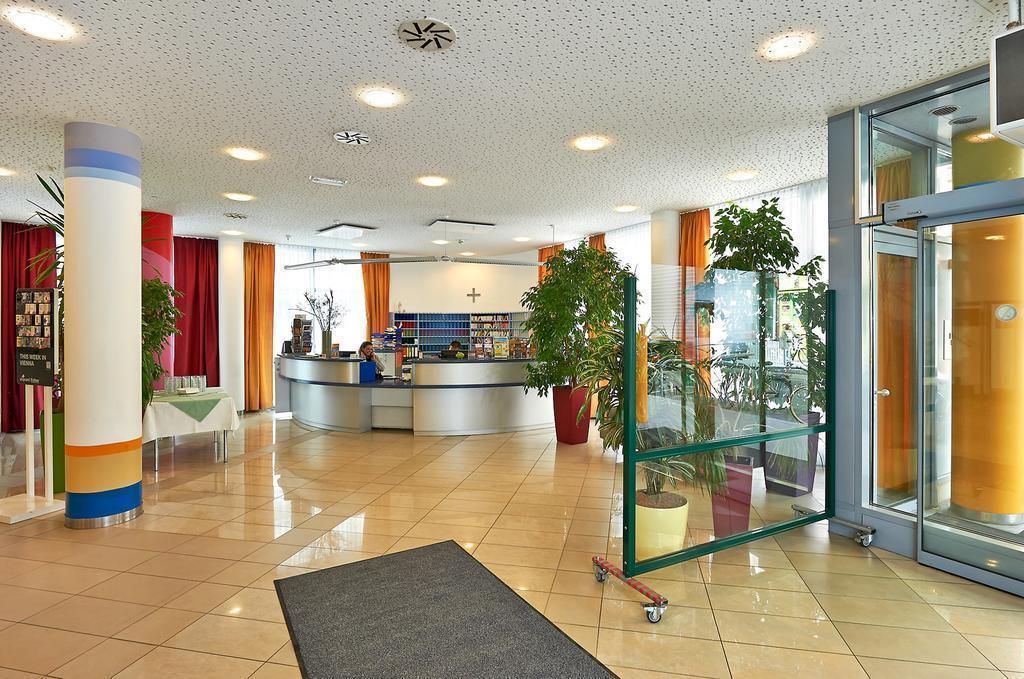 Фотографія Kolping Wien Zentral 2*