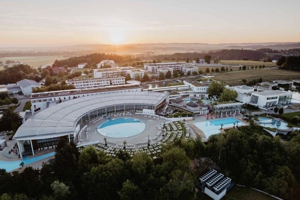 Фото Vitalhotel Therme Geinberg 4*