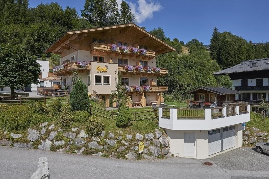 Отель Pension Gabi 3*