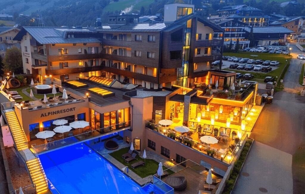 Отель Alpinresort Sport & Spa 4*