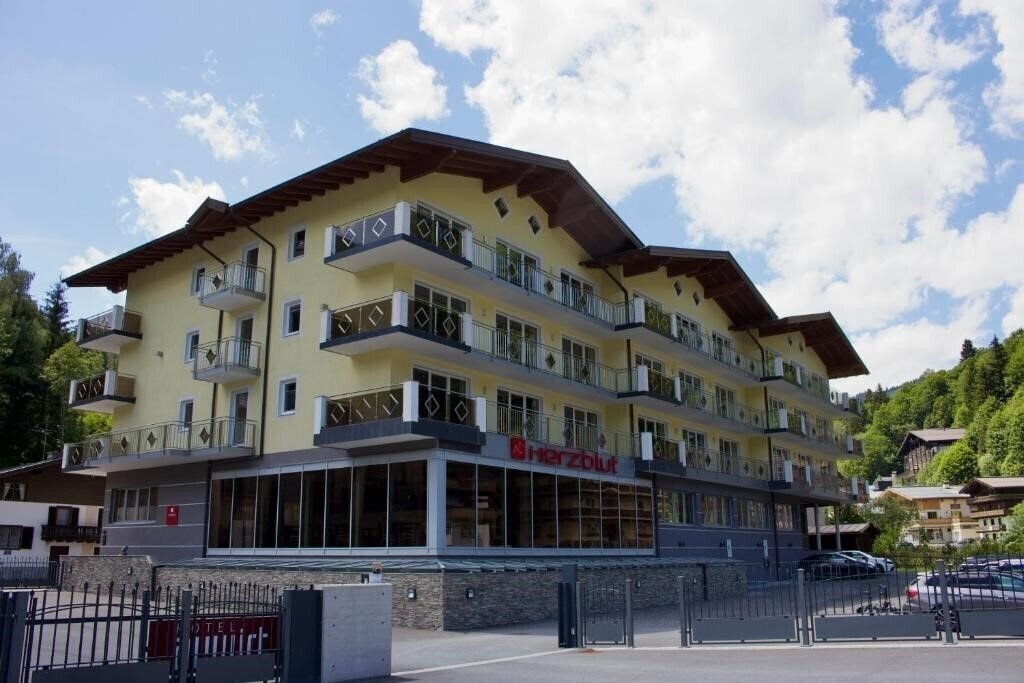 Готель Herzblut 3*