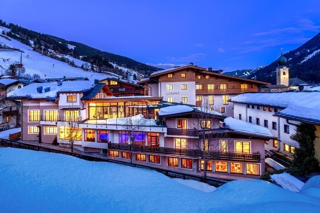 Фото Sport und Spa Hotel Neuhaus 4*