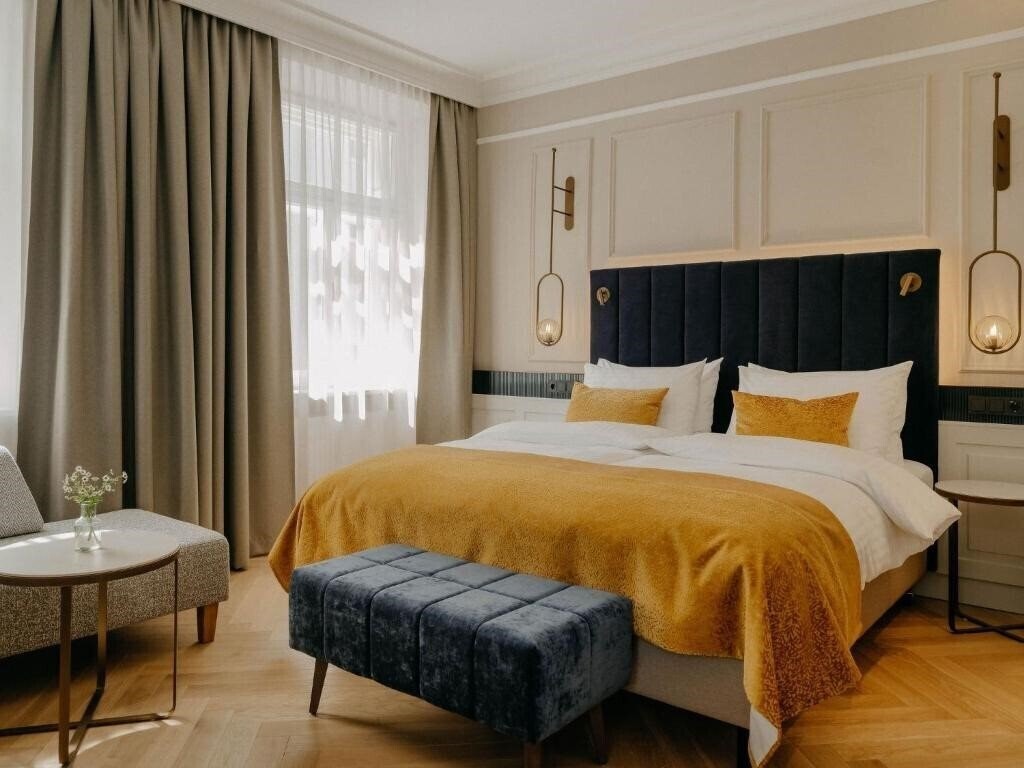 Готель Hotel Am Mirabellplatz 4*