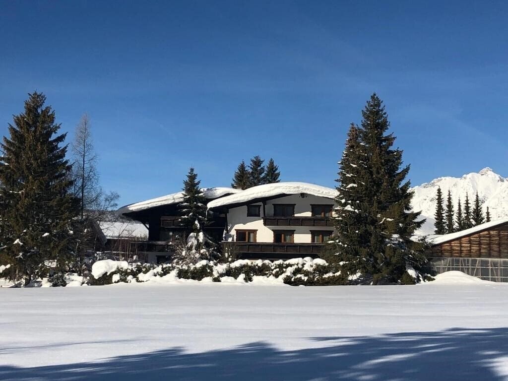 Готель Menthof 3*