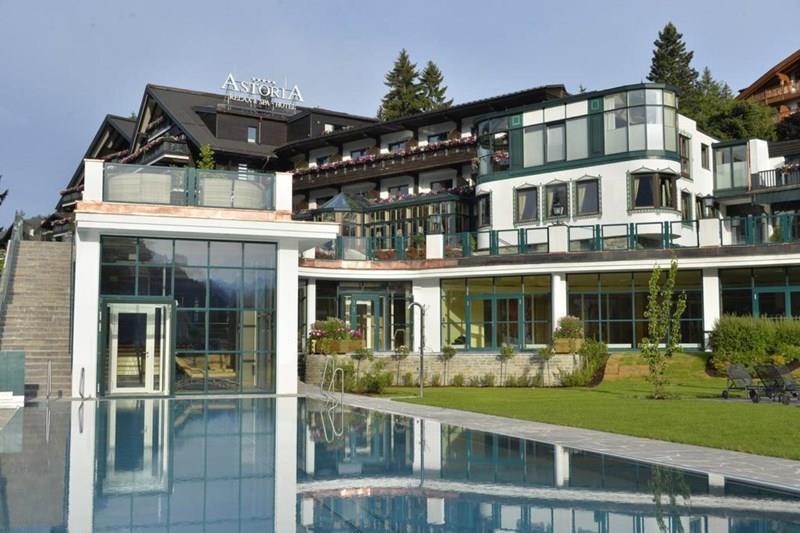 Отель Astoria 5*
