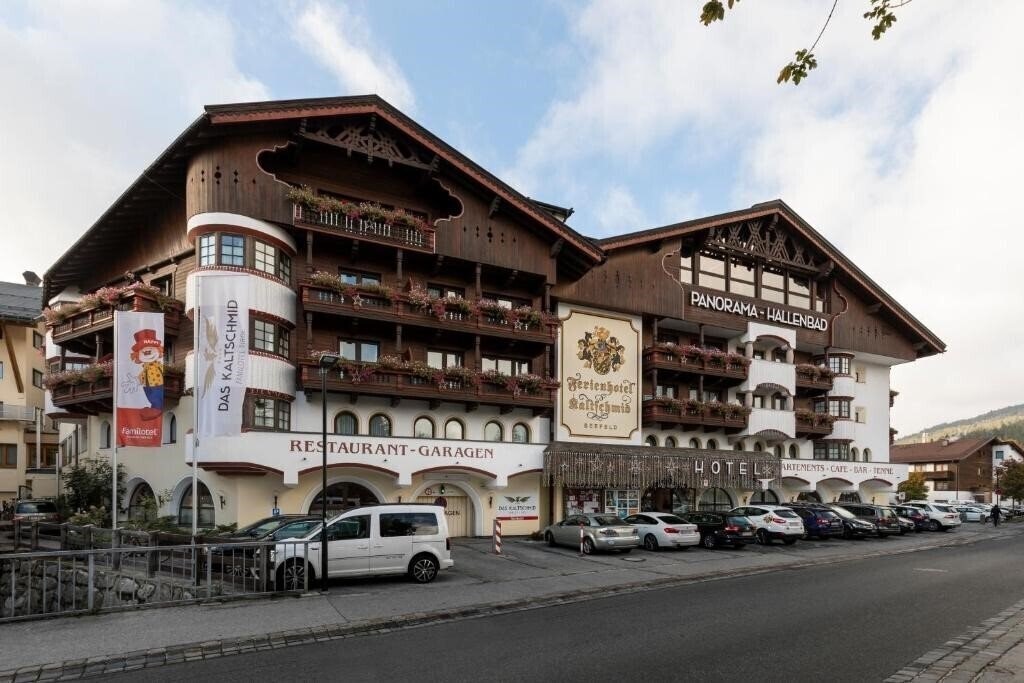 Отель Ferienhotel Kaltschmid 4*