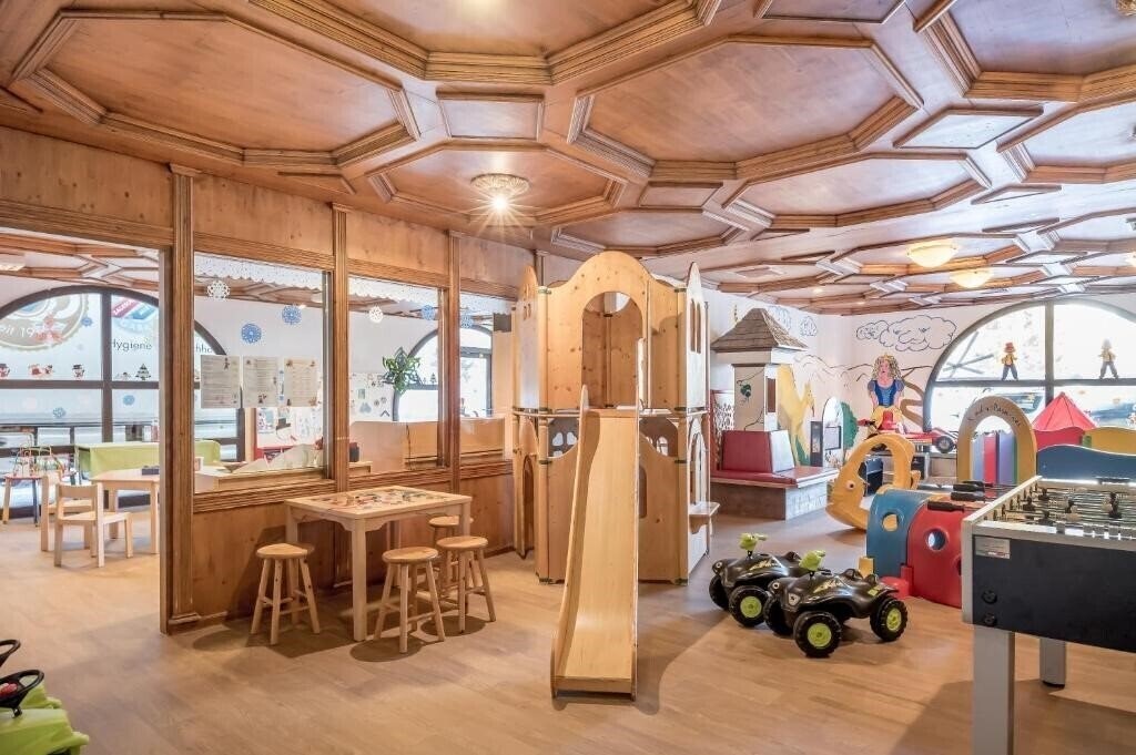 Изображение Ferienhotel Kaltschmid 4*