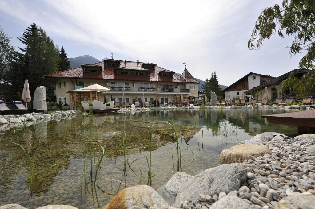 Готель Wellnesshotel Schoenruh 4*