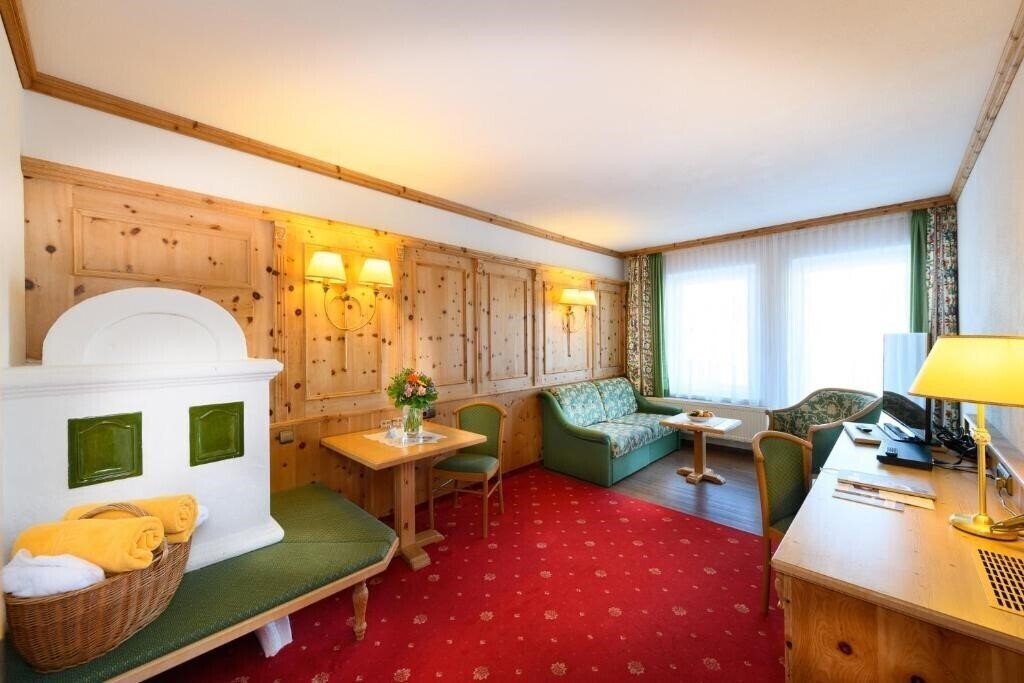 Фото Wellnesshotel Schoenruh 4*