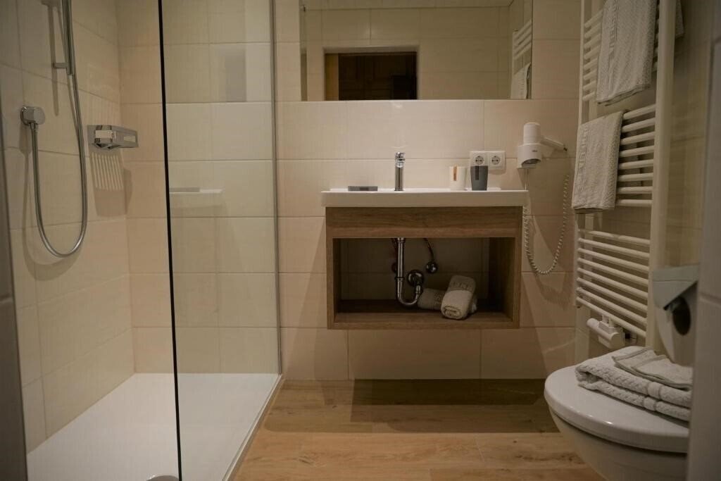 Фотографія Cornelia Villa Pension 3*