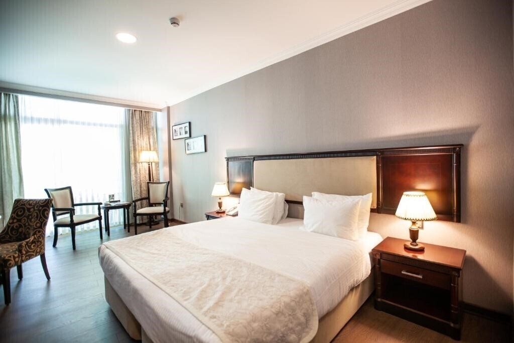 Фото Ramada Baku 5*