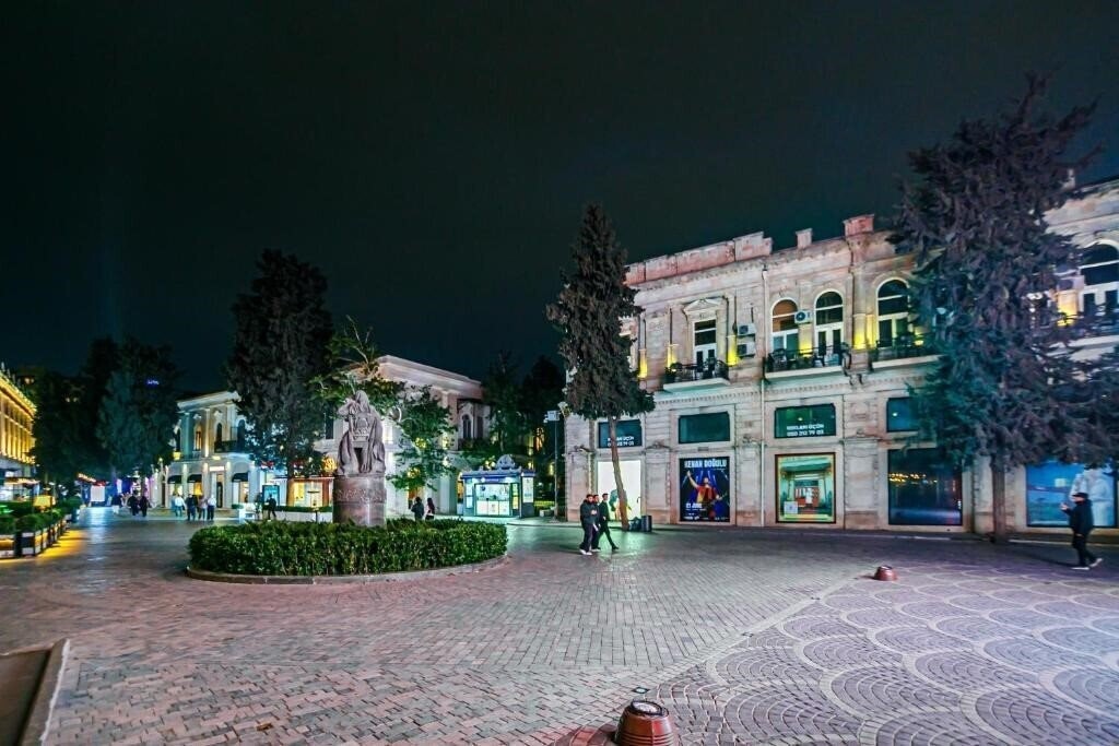 Фото Bristol Hotel Baku 3*