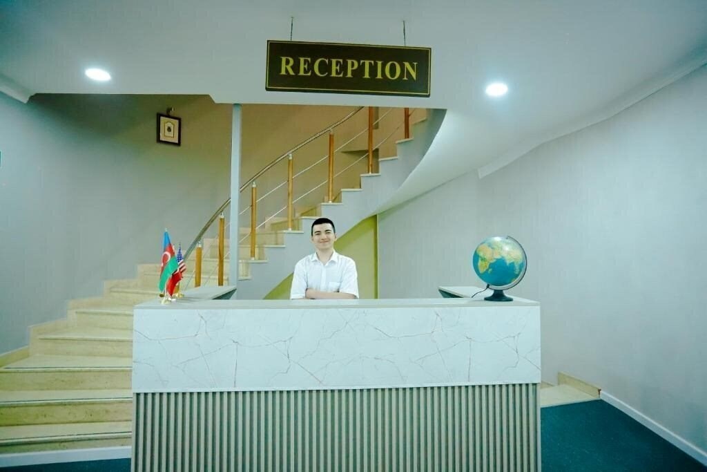 Фото Kichik Gala Hotel 3*