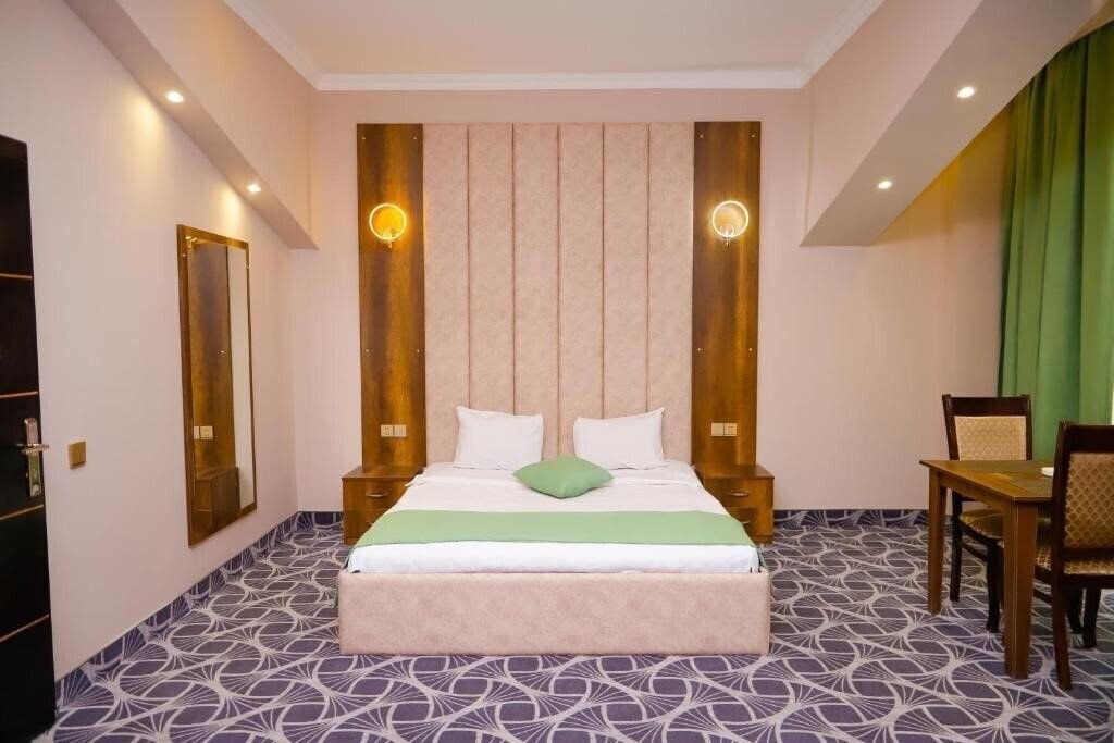 Готель Sunrise Hotel Baku 3*