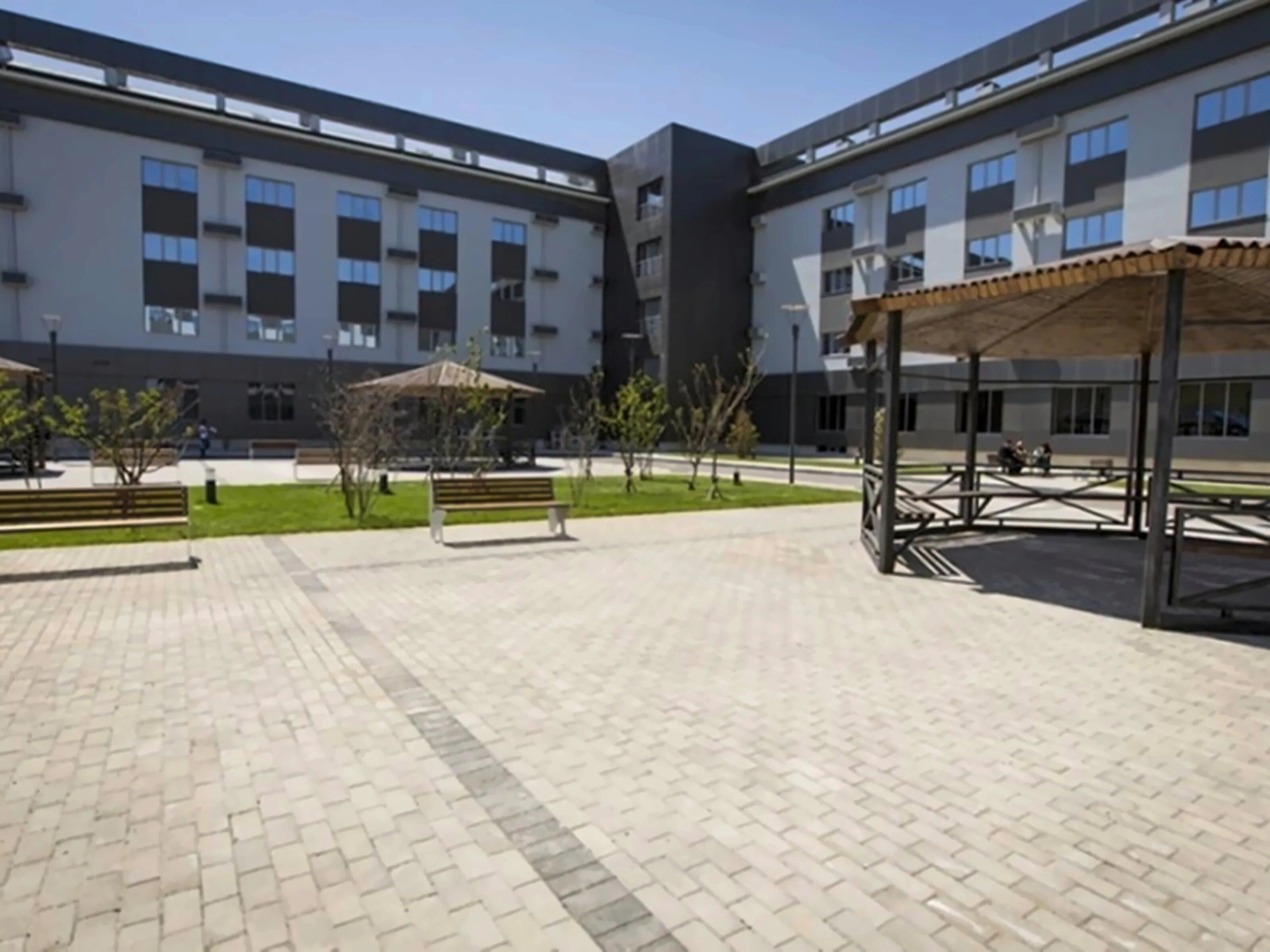 Готель Black Mount Hotel 4*
