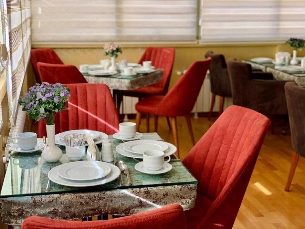 Фото Clover Hotel Baku 4*