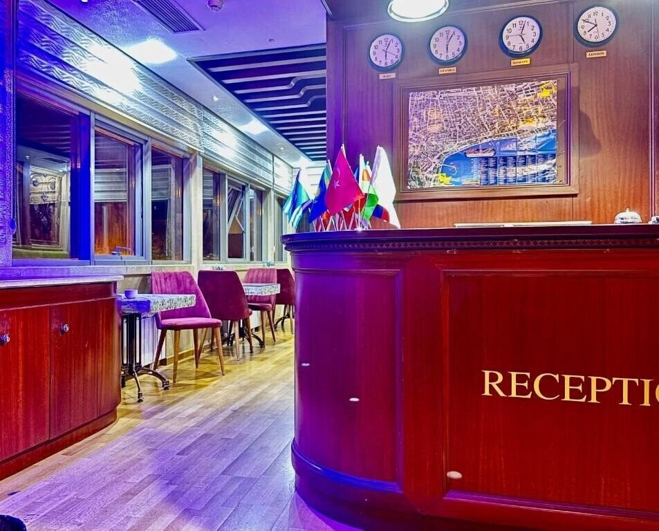 Отель Clover Hotel Baku 4*