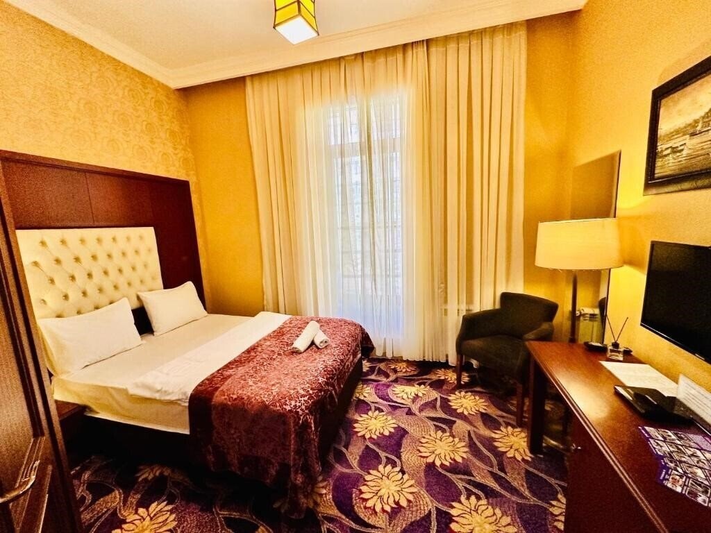 Картинка Clover Hotel Baku 4*