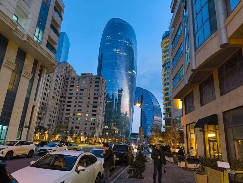 Готель Deluxe City Hotel 3*