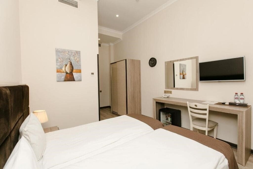 Картинка Deluxe City Hotel 3*