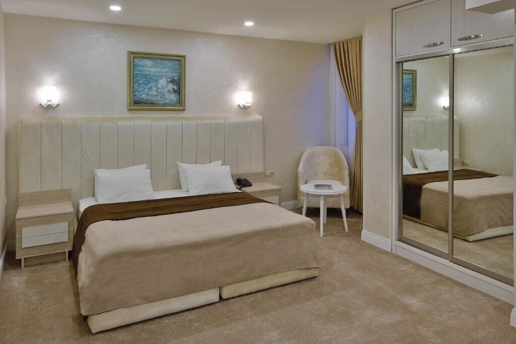 Изображение Ganjali Hotel 4*