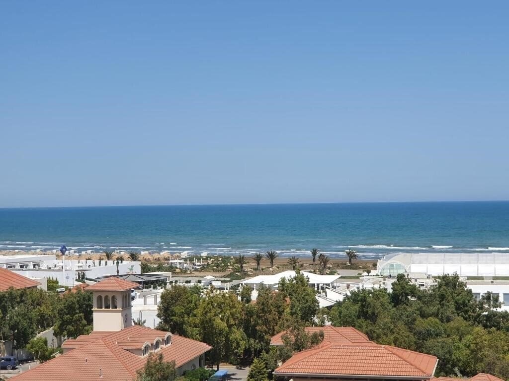 Фото Sea Breeze Hotel 4*