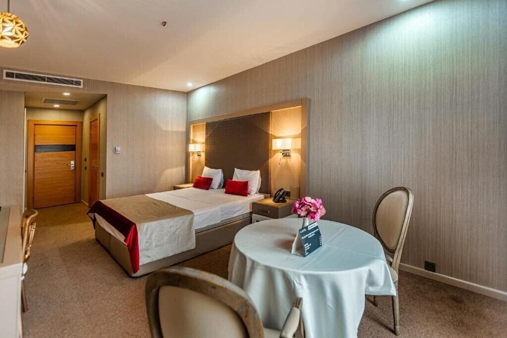 Фотография Sky Hotel, Baku 4*