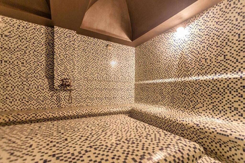 Картинка Sky Hotel, Baku 4*