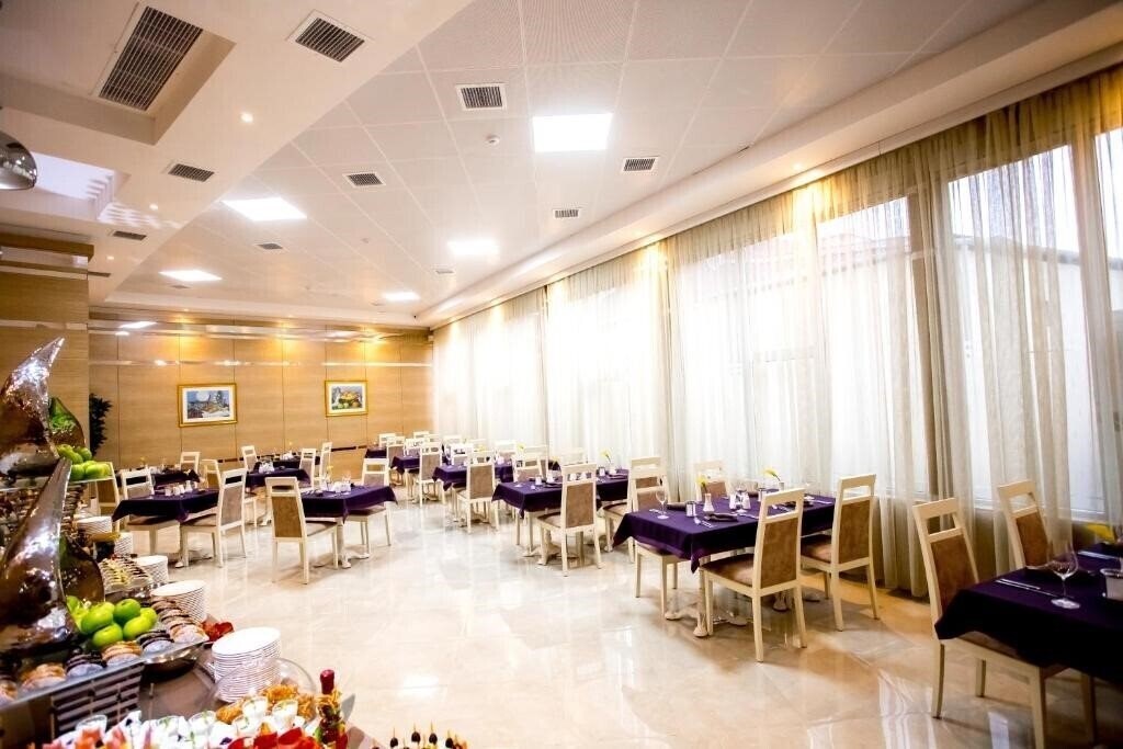 Фотография West Shine Hotel 4*