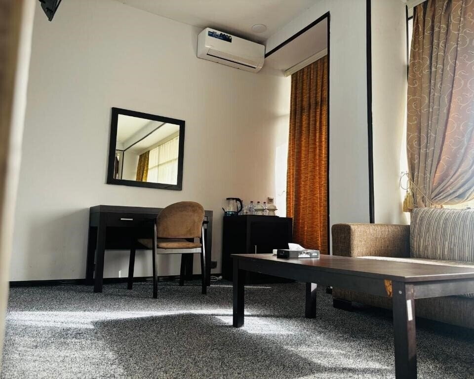 Изображение Crossway Hotel 4*