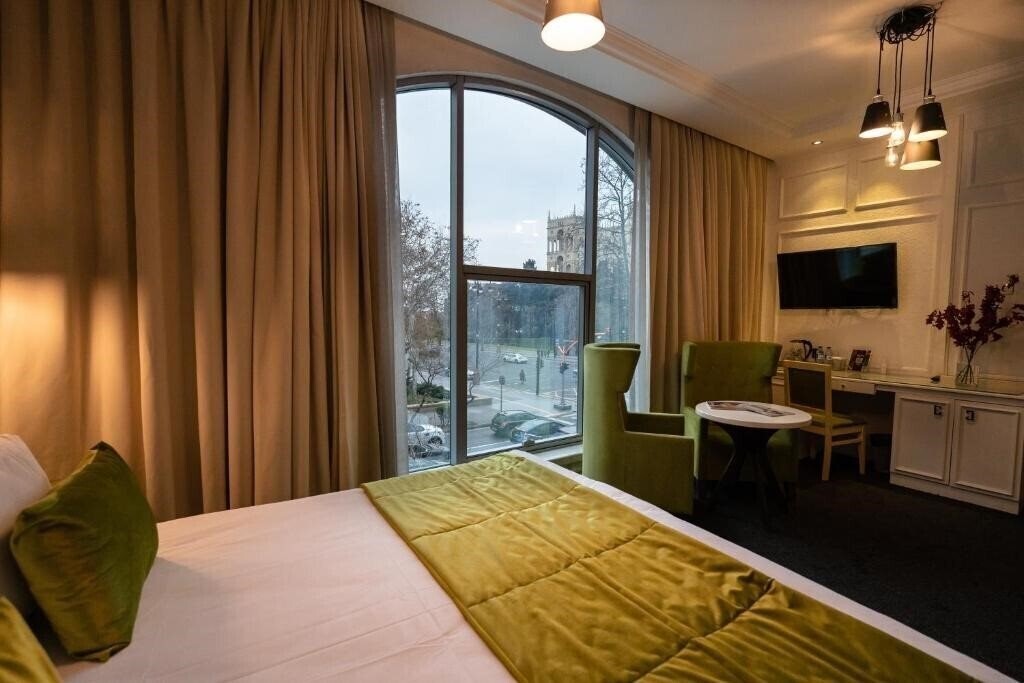 Готель Dondar Hotel Baku 4*