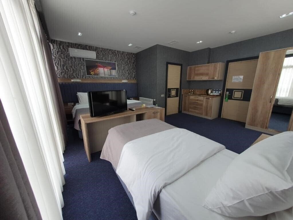 Фотографія Home Suites Baku Hotel 4*