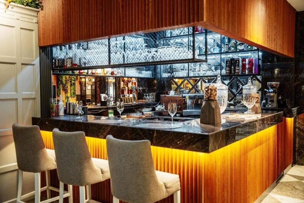 Изображение Theatrum Hotel 4*