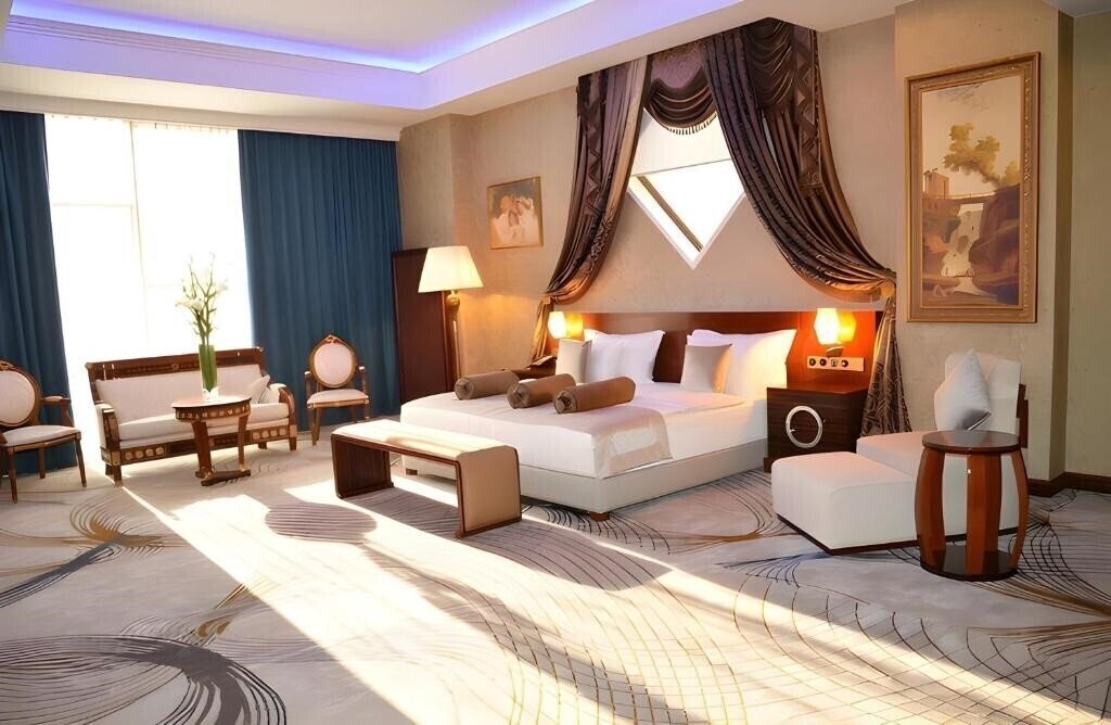 Готель Mariana Trench Hotel Baku 4*