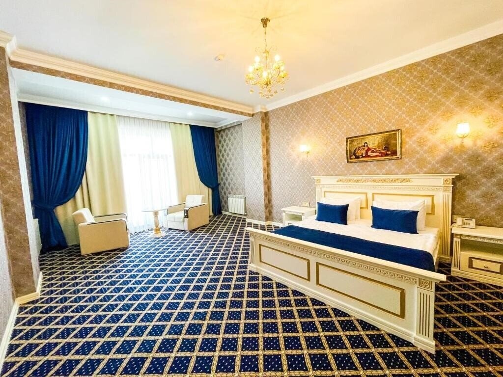 Готель Premier Palace Hotel 4*