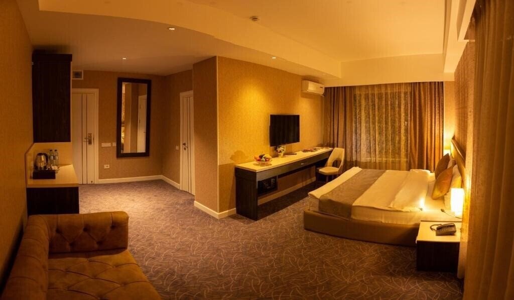 Фото Parkway Inn Hotel & SPA 4*