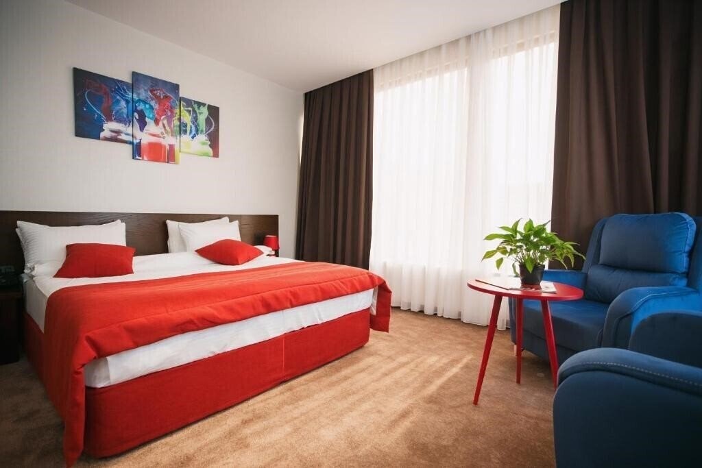 Готель Da Vinci Hotel 4*