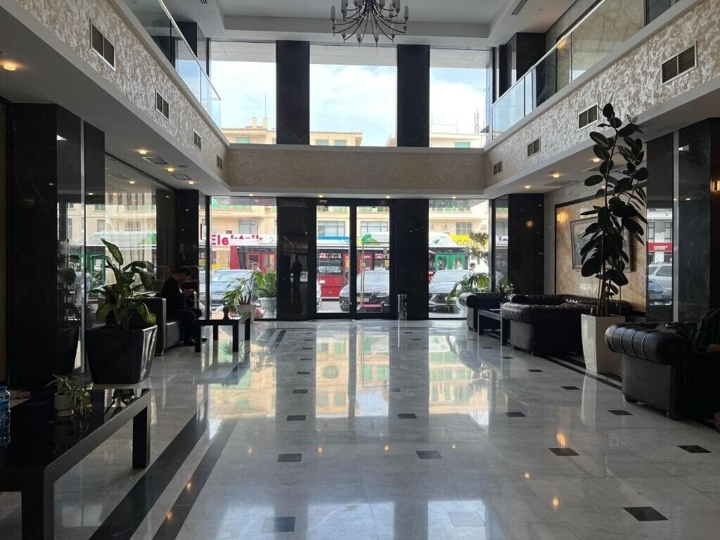 Фото Diamond Hotel Baku 4*