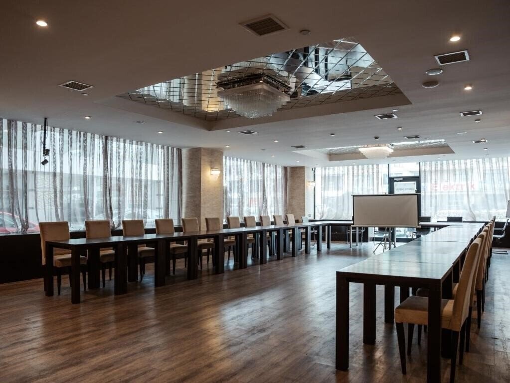 Готель Diamond Hotel Baku 4*