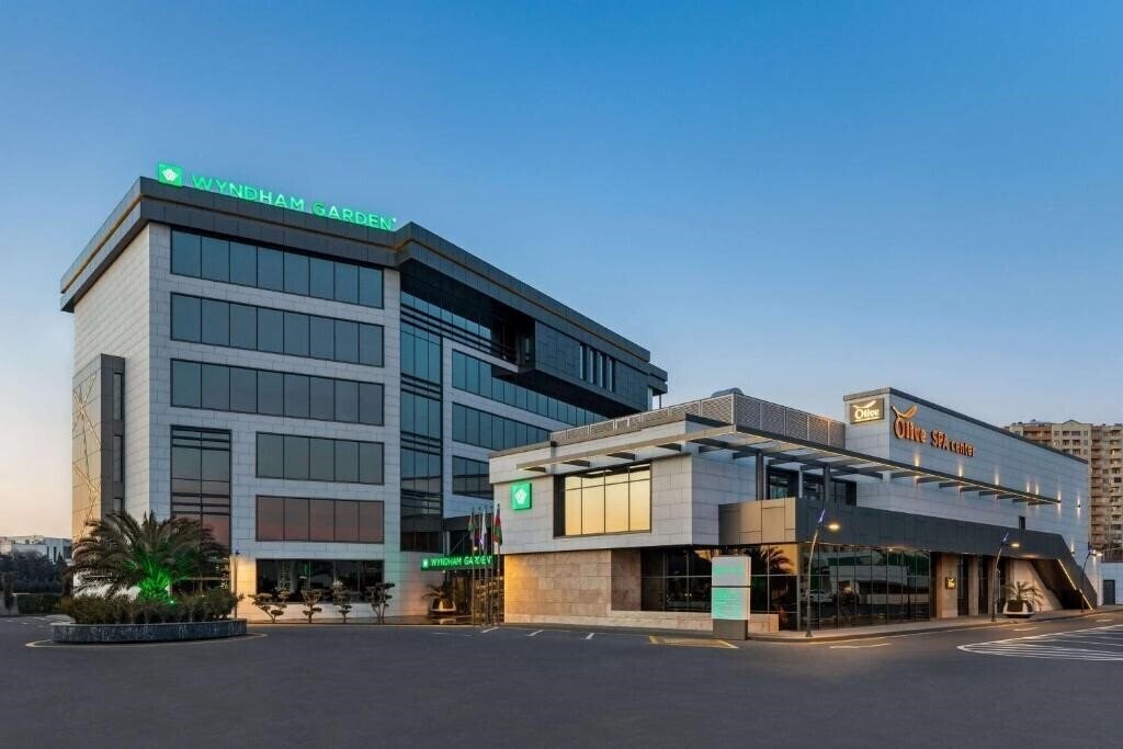 Картинка Wyndham Garden Baku 5*
