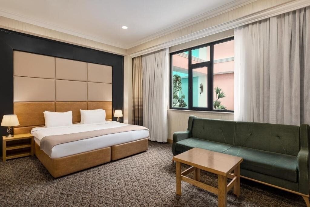 Фотографія Wyndham Baku Hotel 5*