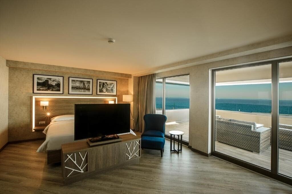 Фото Radisson Hotel Baku 4*