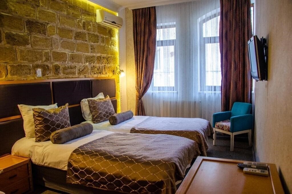 Готель Qala Hotel Baku 3*