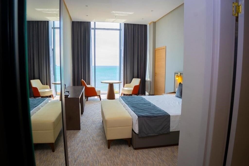 Отель Port Marine Hotel 5*