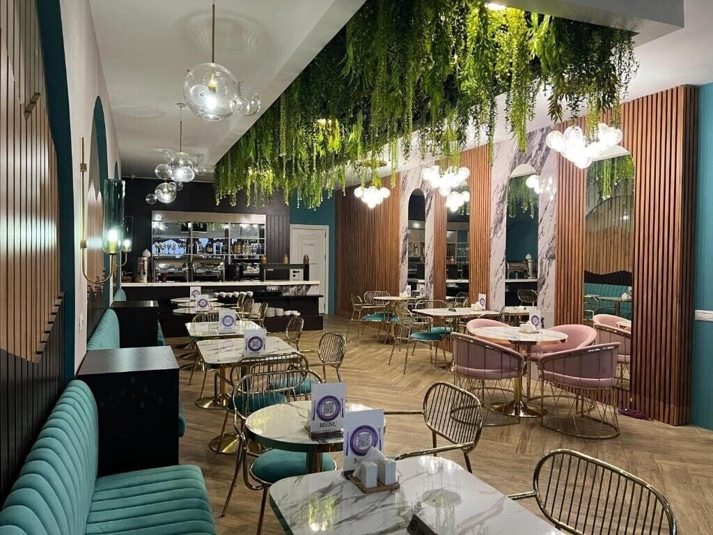 Фото Alison Hotel Baku 4*