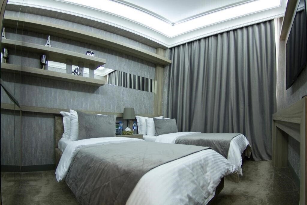 Фотографія Home Boutique Hotel 4*